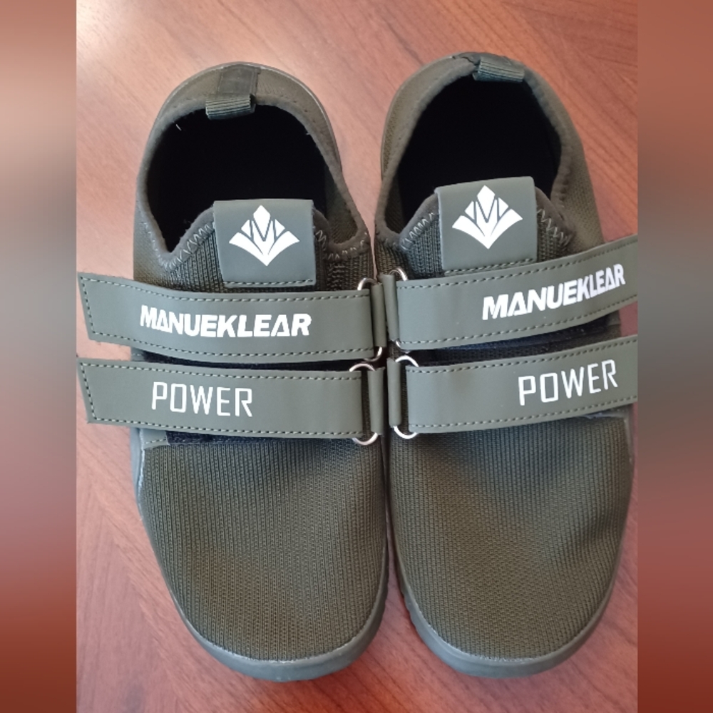 Manueklear Men's Athletic Shoes in Forest Green